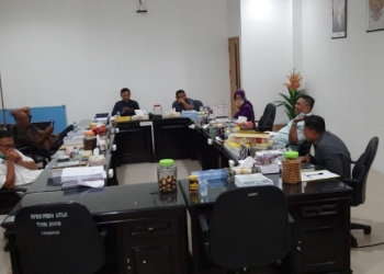 RUMAH LAYAK HUNI - Komisi II DPRD Provinsi Gorontalo saat melakukan Rapat. Foto istimewa