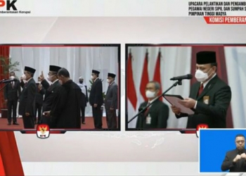 Prosesi pelantikan pegawai KPK, Selasa (1/6/2021). (dok. suara.com)