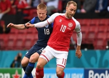 Christian Eriksen saat bertanding melawan Timnas Finlandia (suara.com)