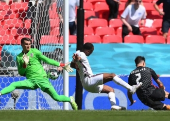 Proses terciptanya satu-satunya gol dalam pertandingan Timnas Inggris VS Timnas Kroasia yang diciptakan lewat kaki Raheem Sterling. (foto Uefa.com)