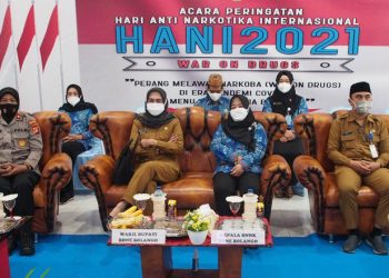 Puncak Peringatan Hari Anti Narkotika Internasional (HANI) Tahun 2021 yang sekaligus dilakukan pencanangan Kelurahan Pauwo sebagai Wilayah Bersinar pertama di Provinsi Gorontalo. (Foto BNNK Bone Bolango)