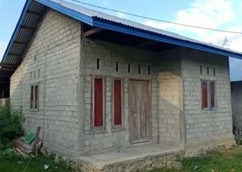 Salah satu rumah bantuan mahyani Pemerintah Kabupaten Bone Bolango berlokasi di Desa Iloheluma yang belum terpasang instalasi listrik. (foto Istimewa)