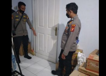 Kakek mencuri di minimarket