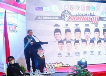 Wakil Gubernur Gorontalo Idris Rahim saat memberikan sambutan pada penyelenggaraan Silahturahmi Nasional (Silatnas) III yang dilaksanakan oleh Presidium Nasional (Presnas) center Provinsi Gorontalo, di RM Orasawa Limboto, Sabtu (26/6/2021). (Foto :Istimewa)