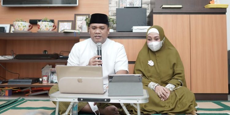 Rektor UNG, Eduart Wolok