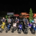Para remaja pelaku balap liar, beserta barang bukti sepeda motor saat diamankan di Polres Bone Bolango. (Foto: Istimewa)