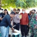 Proses penangkapan FG, pemuda yang menjemput paket narkoba yang diselipkan didalam roti oleh Tim Opsnal Polres Pohuwato dan Polsek Tapa, di Kecamatan Tapa Bone Bolango, Kamis (24/6/2021) kemarin. (Foto Istimewa)