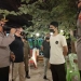PATROLI KRYD - Kapolres Gorontalo Kota, AKBP Suka Irawanto, saat memberikan himbauan kepada pengunjung dan pengelola tempat makan. Senin malam (21/6/2021). (Foto istimewa)