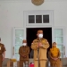 Gubernur Gorontalo, Rusli Habibie saat Konfrensi Pers di Rujab Gubernur. Foto (Ari/Gopos)