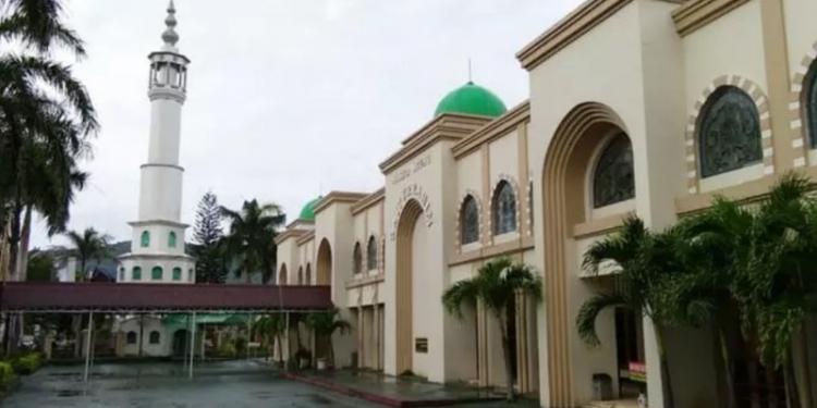 Masjid Agung Baiturrahim Kota Gorontalo. Foto (Malin nda@google.com)