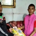 Penyerahan bantuan untu korban kebakaran barak pekerja PT PG Gorontalo. (istimewa)