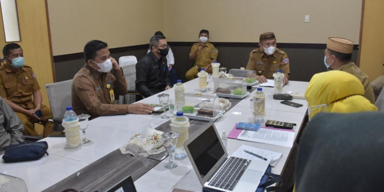 Pertemuan TKPSDA Provinsi Gorontalo dan Pemkab Pohuwato.