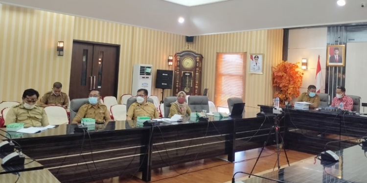 rapat
