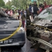 Kondisi mobil Daihatsu Gran Max (kiri) dan Datsun Go (kanan) mengalami ringsek berat setelah terlibat tabrakan di jalan raya Tilamuta, Boalemo, Gorontalo, Sabtu (3/7/2021). (istimewa)