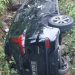Kondisi mobil terbalik di perbatasan Desa Polohungo dan Tanah Putih, Boalemo. (istimewa)