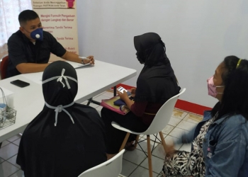 Sejumlah orang tua siswa mendatangi Ombudsman Gorontalo untuk menyampaikan keluhan terkait PPDB online jalur zonasi yang dilaksanakan Dikbudpora Provinsi Gorontalo. (istimewa)