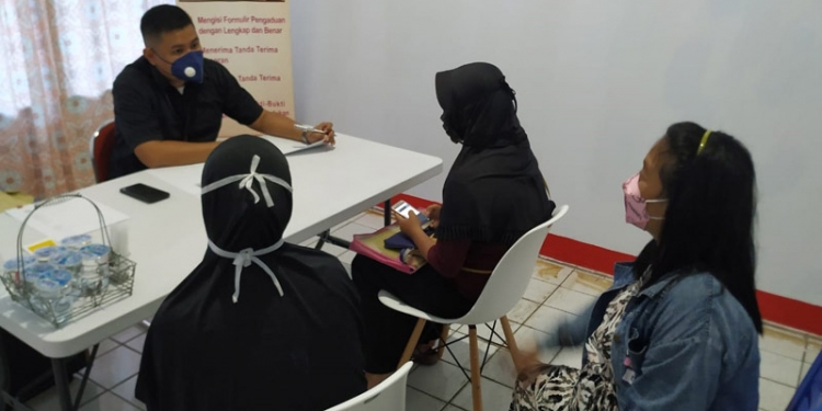 Sejumlah orang tua siswa mendatangi Ombudsman Gorontalo untuk menyampaikan keluhan terkait PPDB online jalur zonasi yang dilaksanakan Dikbudpora Provinsi Gorontalo. (istimewa)