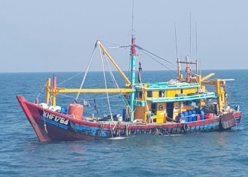 Kapal Pencuri Ikan ditangkap