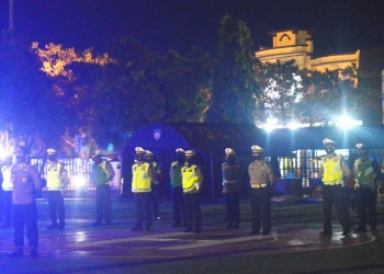 Polda Gorontalo gelar Patroli Apel Kesiapan Siagaan Skala Besar, di halaman Polda Gorontalo, Jumat (23/7/2021). (Foto: Putra/Gopos)