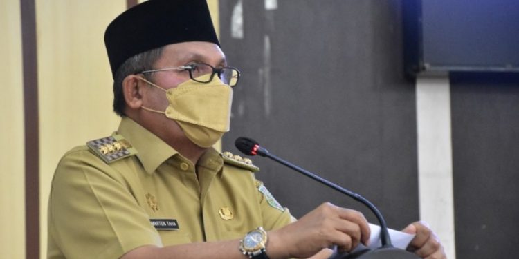 Wali Kota Gorontalo. Marten Taha.