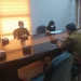 Wakil Bupati Bone Bolango, Merlan S. Uloli saat memimpin rapat pembetukan Tim dan SOP untuk mencegah pasien covid-19 yang memaksakan pulang. (Foto Indra/Gopos)