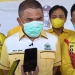 Ketua Dekab Pohuwato Golkar, Nasir Giasi, yang juga Ketua DPD II Golkar Pohuwato pada pelaksanaan vaksinasi Covid-19 di DPD Golkar Pohuwato