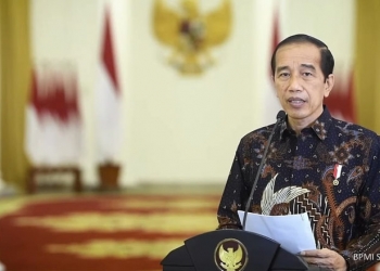 Presiden Joko Widodo melalui tayangan di kanal YouTube Sekretariat Presiden, melansir keputusan perpanjangan PPKM untuk daerah yang berstatus PPKM Level 4. (Setpres RI)