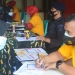 Satbrimob Polda Gorontalo saat melaksanakan vaksinasi kepada masyarakat di Satbrimob Polda Gorontalo Desa Isimu Raya, Kecamatan Tibawa, Kabupaten Gorontalo, Minggu (29/8/2021) Foto : Putra/Gopos