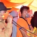 Wali Kota Gorontalo, Marten Taha, menyampaikan pesan kepada masyarakat di Pasar Pilolodaa agar tetap mematuhi protokol kesehatan (Prokes), Selasa (3/8/2021). (Kominfo Kota Gorontalo)