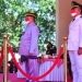 Wakil Gubernur Gorontalo Idris Rahim saat dipercayakan Gubernur Rusli Habibie untuk menjadi inspektur upacara peringatan ulang tahun ke-76 Republik Indonesia tingkat Provinsi Gorontalo yang berlangsung di halaman rumah jabatan Gubernur Gorontalo, Selasa (17/8/2021). (Foto: Haris)