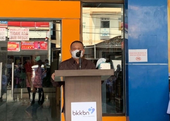 Idris Rahim, Wakil Gubernur Gorontalo saat membuka kegiatan pencanangan vaksinasi Covid-19 bagi ibu hamil provinsi Gorontalo, di Rumah Sakit Ibu dan Anak Sitti Khadijah, Kota Gorontalo, Sabtu (28/8/2021). (Foto: Tim Infokom/Dinkesprov)