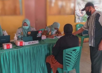 Pelaksanaan Vakisnasi ddi kantor kelurahan Huangobotu Kecamatan Dungigi Kota Gorontalo, Senin (16/8/2021), (Foto: Putra/Gopos)