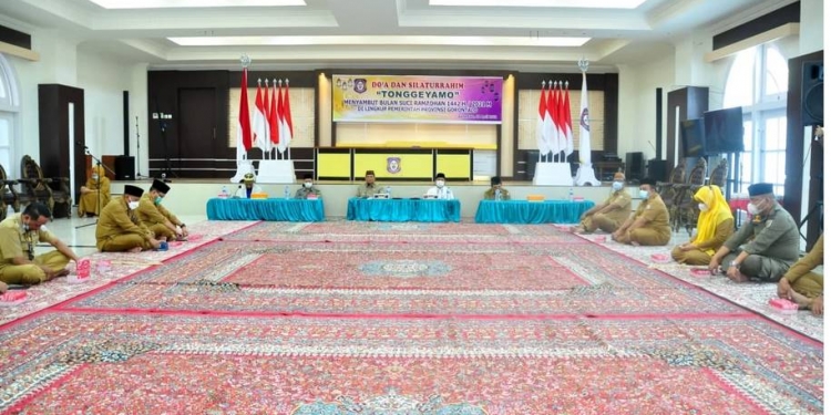 prosesi adat Tonggeyamo