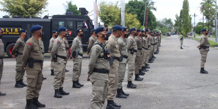 Sebanyak satu kompi atau 101 personel Brimob Polda Gorontalo dikirim ke Papua untuk pengamanan PON ke-XX, Kamis (16/9/2021). (Humas Polda Gorontalo)
