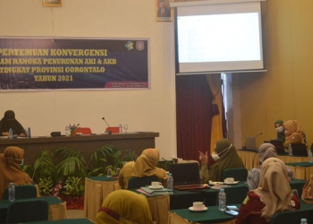 Kegiatan pertemuan Konvergensi Dalam Rangka Penurunan AKI & AKBTingkat Provinsi Gorontalo Tahun 2021 di Hotel Grand Q, Kota Gorontalo, Selasa (28/9/2021). Foto : Putra/Gopos.