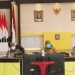 Gubernur Rusli Habibie didampingi Wagub Idris Rahim dan Sekdaprov Darda Daraba, saat memimpin rapat Forkopimda di perluas secara virtual, Senin (13/9/2021). (Foto: Septian)