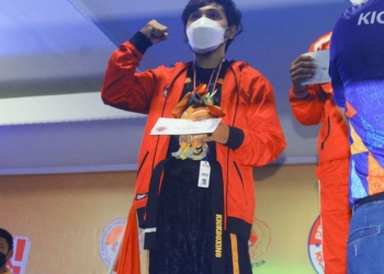 Moh Eko Wahyu Azhari N Baladraf, Atlet Kickboxing Gorontalo yang berhasil meraih medali perak sekaligus pertama untuk Kontingen Gorontalo di PON XX Papua. Istimewa