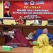 Wakil Rektor Bidang Akademik Dr. Harto S. Malik, M.Hum memberikan sambutan saat pelaksaan pelatihan Manajemen Usaha dan Kewirausahaan Bagi Pelaku Usaha Baru UMKM/IMKM Gorontalo, Sabtu (18/92021) (dok. ung)