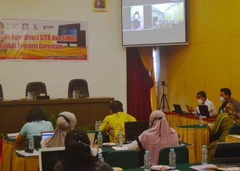 Pelaksanaan penaggulangan TBC oleh Pemerintah dan perwakilan rumah sakit se kabupaten/kota di Provinsi Gorontalo. di Hotel Grand Q Kota Gorontalo, Rabu (15/9/2021). (Foto: Putra/Gopos)
