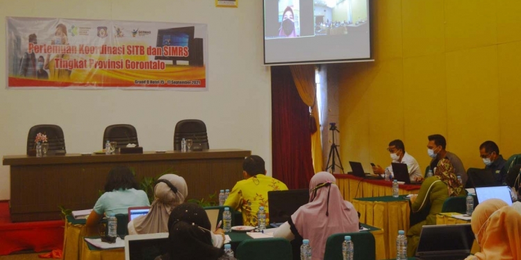 Pelaksanaan penaggulangan TBC oleh Pemerintah dan perwakilan rumah sakit se kabupaten/kota di Provinsi Gorontalo. di Hotel Grand Q Kota Gorontalo, Rabu (15/9/2021). (Foto: Putra/Gopos)