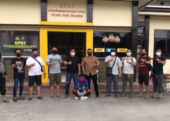 AB alias Agus (32) pelaku pencurian handphone saat diamankan pihak Kepolisian. Istimewa