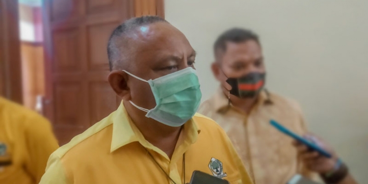 Ketua DPD I Partai Golkar Gorontalo, Rusli Habibie. (putra/gopos)