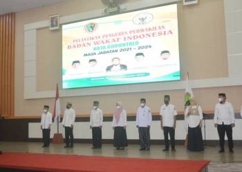 Pelantikan Badan Wakaf