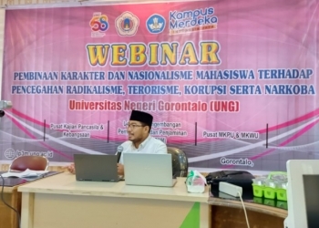 Dr. H. Adnan, M.Ag saat memberikan materi webinar. Foto Istimewa