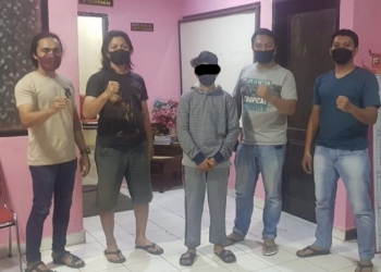 Tim Resmob Polda Gorontalo mengamankan VP terduga membawa lari anak di bawah umur. (Humas Polda Gorontalo)