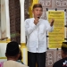 Bupati Pohuwato, Saipul Mbuinga, memberi sambutan usai salat berjemaah di Masjid Al-Mutaqin,  Dengilo.