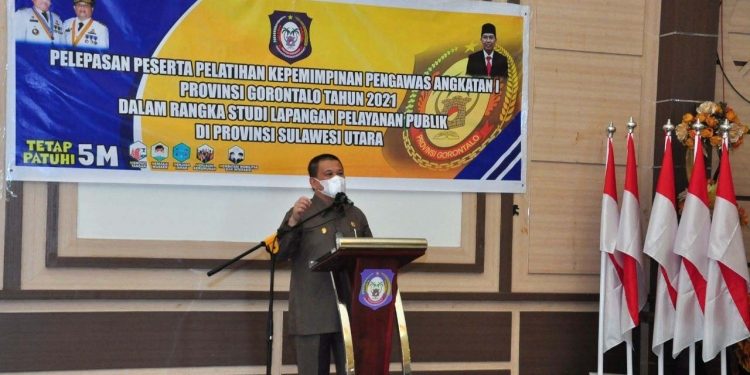 Wakil Gubernur Gorontalo, Idris Rahim saat memberikan sambutan pada acara pelepasan peserta Pelatihan Kepemimpinan Pengawas (PKP) Angkatan I Provinsi Gorontalo tahun 2021,  di rumah jabatannya, Senin (4/10/2021).