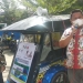 Lurah Limba U1, Kecamatan Kota Selatan, Kota Gorontalo, Rio Lamusu, bersama Satgas PPKM melakukan edukasi kepada masyarakat agar tetap taat protokol kesehan (prokes), Jumat (25/10/2021). (istimewa)