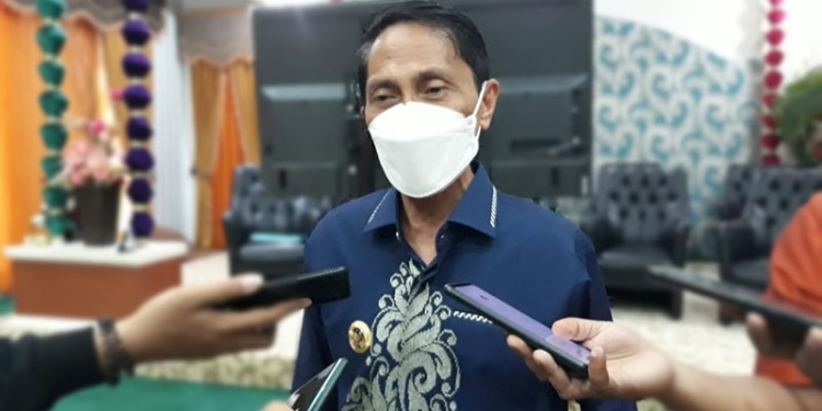 Bupati Gorontalo, Nelson Pomalingo. (putra/gopos)