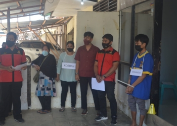 Sat Reskrim Polres Gorontalo melakukan rekonstruksi kasus pembunuhan istri oleh suami, Selasa (26/10/2021). (putra/gopos)